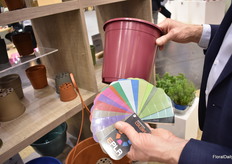 Desch has now a lot of colors available in the Recover assortment.